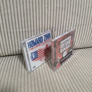 Howard Zinn A People's History of the United States CD Set - White